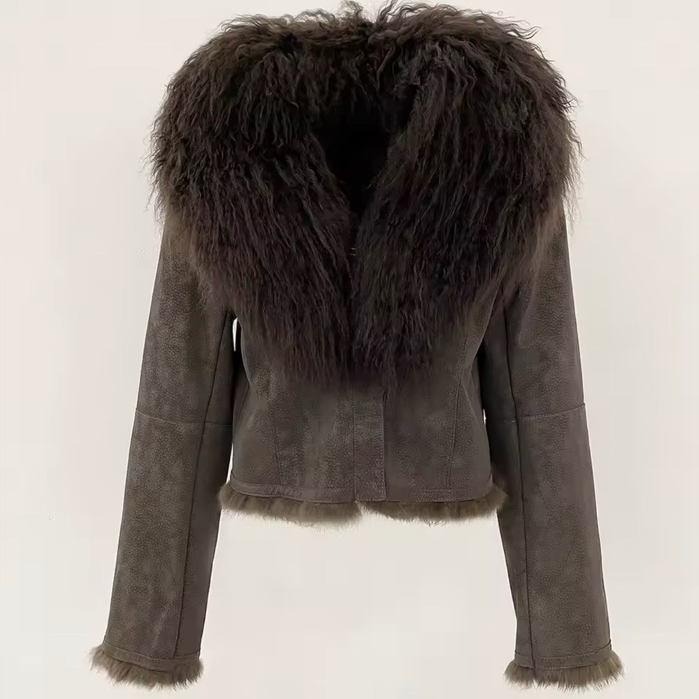 NWOT Gorgeous Fur Collar Jacket in Brown
